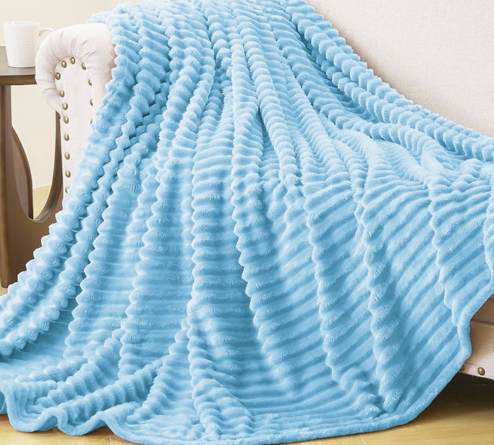 Cobija Celeste Acanalada